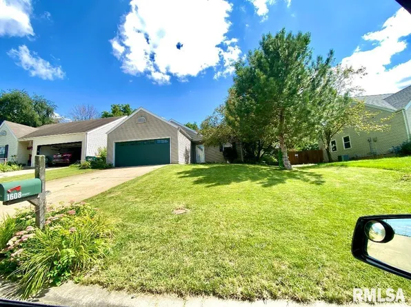 1608 Brenda Ct, Springfield, IL 62702