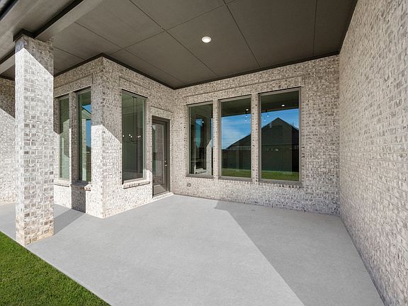 6th image of this home