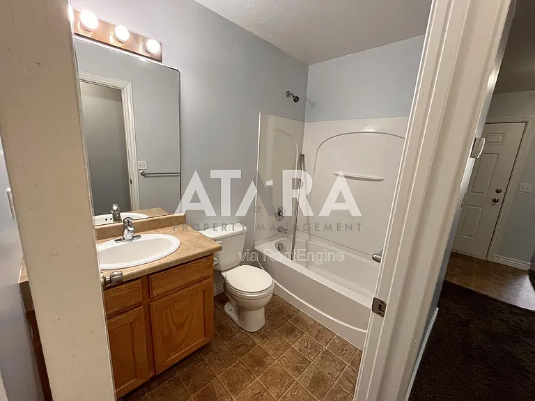 2473 W 5400 S — Photo 18