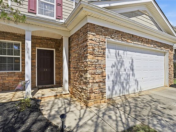 2nd image of 41 Border Ave