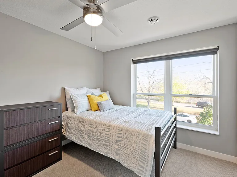 Spectrum Apartments & Townhomes — Photo 115