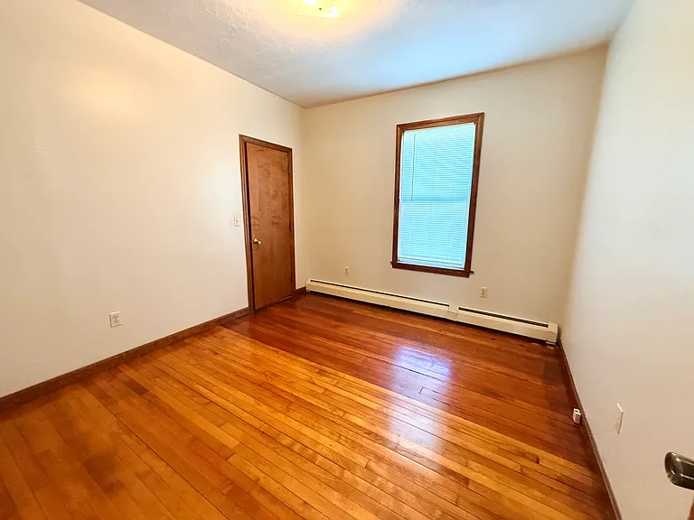 132 Coburn Ave #3 — Photo 1