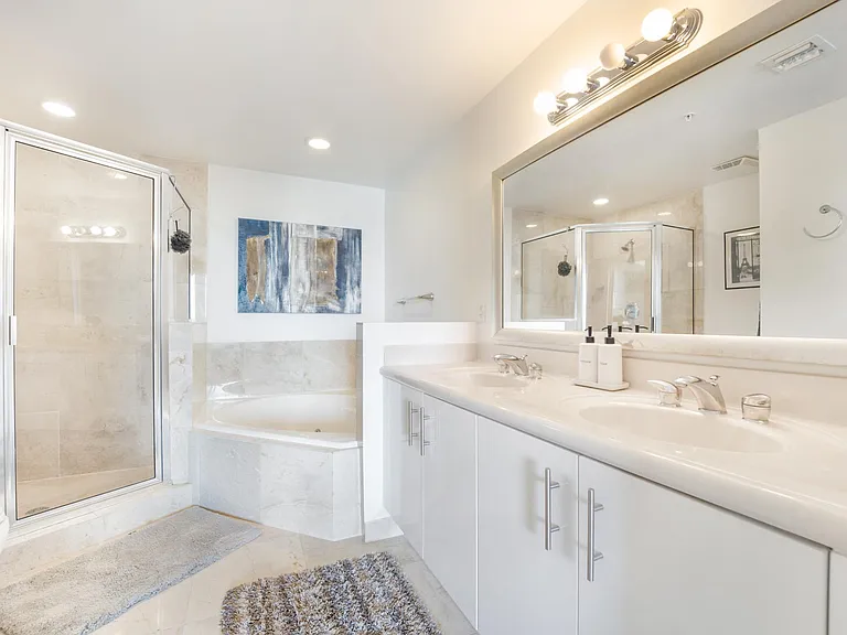 7910 Harbor Island Dr #801 — Photo 8
