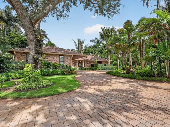 5673 SE Lamay Drive, Stuart, FL 34997