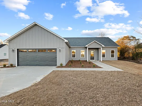 409 Wade Drive, Richlands, NC 28574