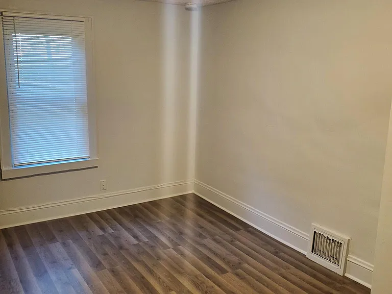 1826 Ford Ave #1 — Photo 20