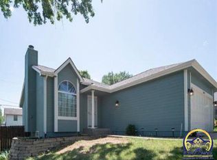 5619 SW 35th St, Topeka, KS 66614