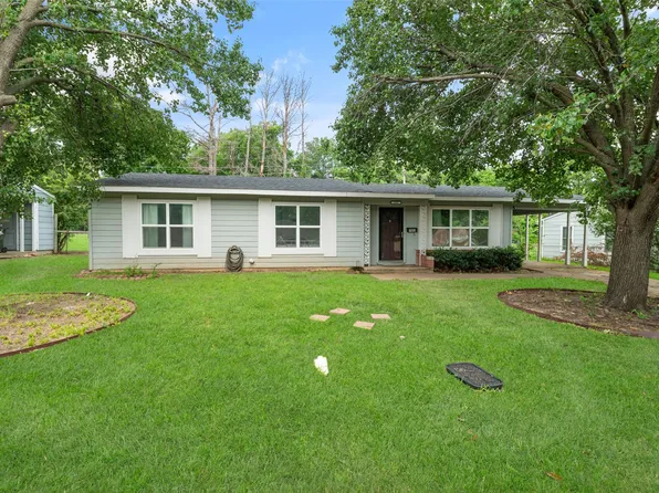 103 Twining Dr, Denison, TX 75020
