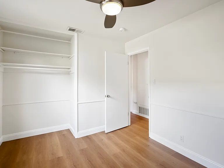 2622 Tartan Dr — Photo 10