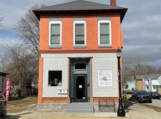 1202 W Main St APT 201, Fort Wayne, IN 46808