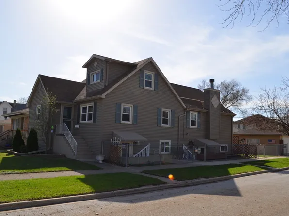 2655 W 97th Pl, Evergreen Park, IL 60805