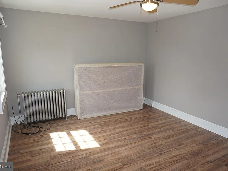 535 Sandy St — Photo 13