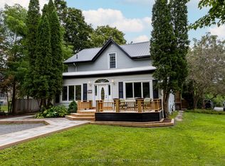 344 Main St #2, Deseronto, ON K0K 1X0