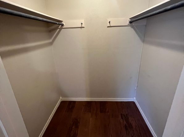 109 Laguna Dr