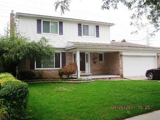 1st image of 27143 Newport Dr