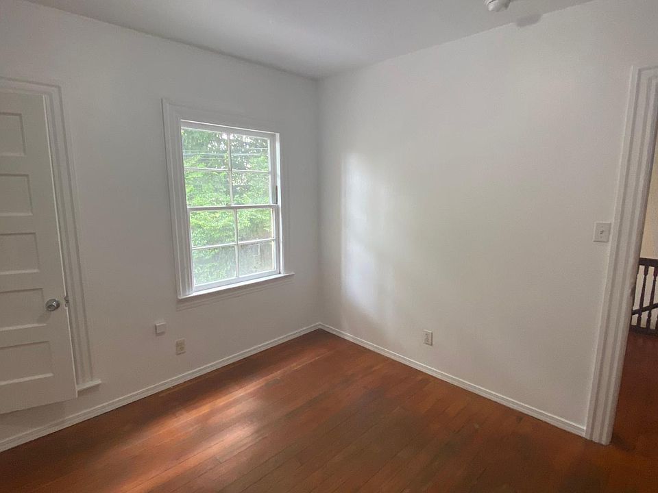 2nd image of 5600 Monte Vista St #1