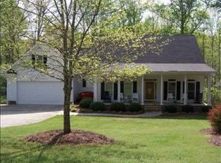 707 Lula Garrett Rd, Dawsonville, GA 30534