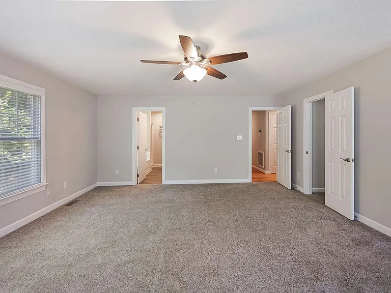 103 Tarpley Way — Photo 12