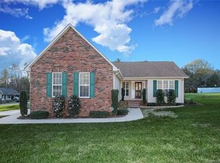 104 Horsestable Ct, Mooresville, NC 28115