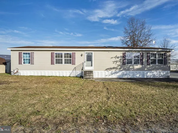173 Country View Est, Newville, PA 17241