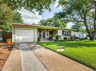 9775 Twin Creek Cir, Dallas, TX 75228