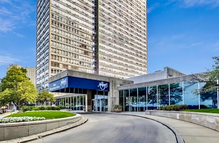 4800 S Chicago Beach Dr APT 2206S photo 1