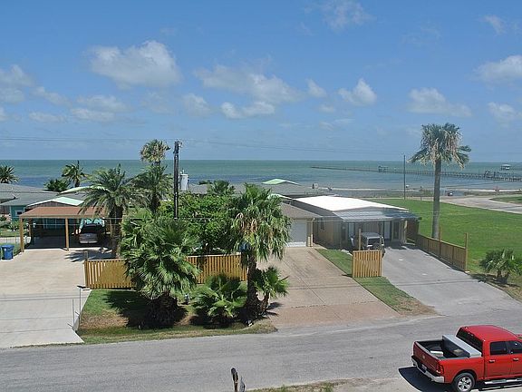 More front door views