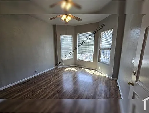 2 bed, 875 sqft, $2,295 — Photo 3