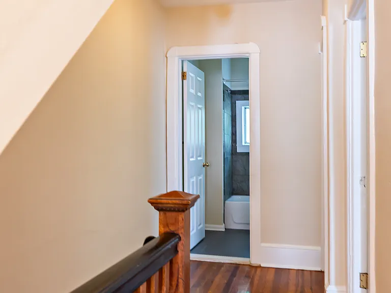 3 Lee Ave — Photo 19