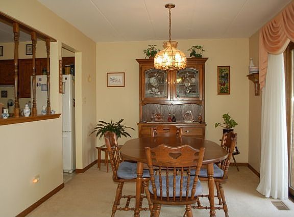 5th image of 8248 160th Pl APT 1E