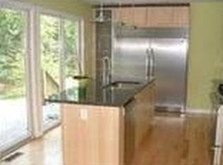 301 Lady Ln, Michigan City, IN