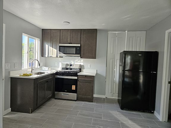 2nd image of 7201 Arillo St