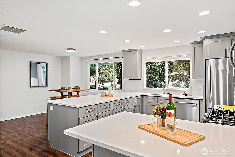 5th image of 15316 NE 201st Street