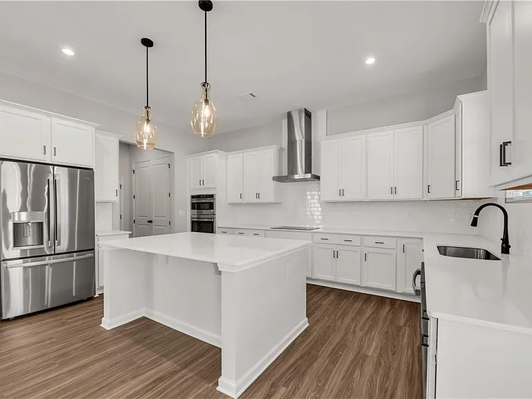 272 Brighton Bend Ln — Photo 12