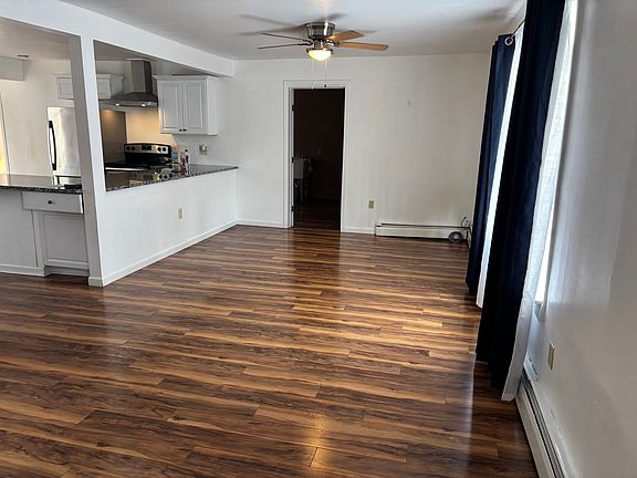 5th image of 437 Campus Dr