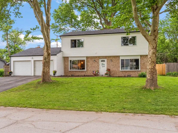 373 Greendale Dr, Valparaiso, IN 46385