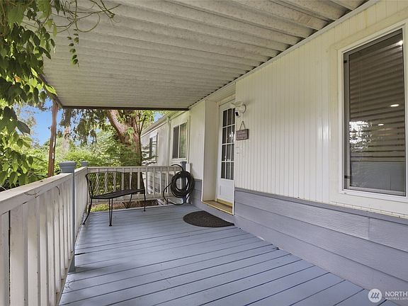 3rd image of 3105 M Street SE #23