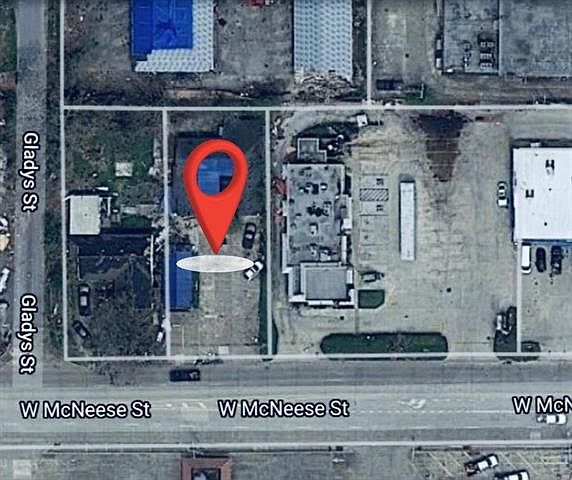 1st image of 110 W McNeese St