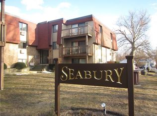 4162 Post Rd APT 6, East Greenwich, RI 02818