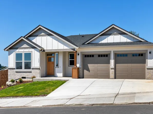 1524 W 14th Ave, La Center, WA 98629