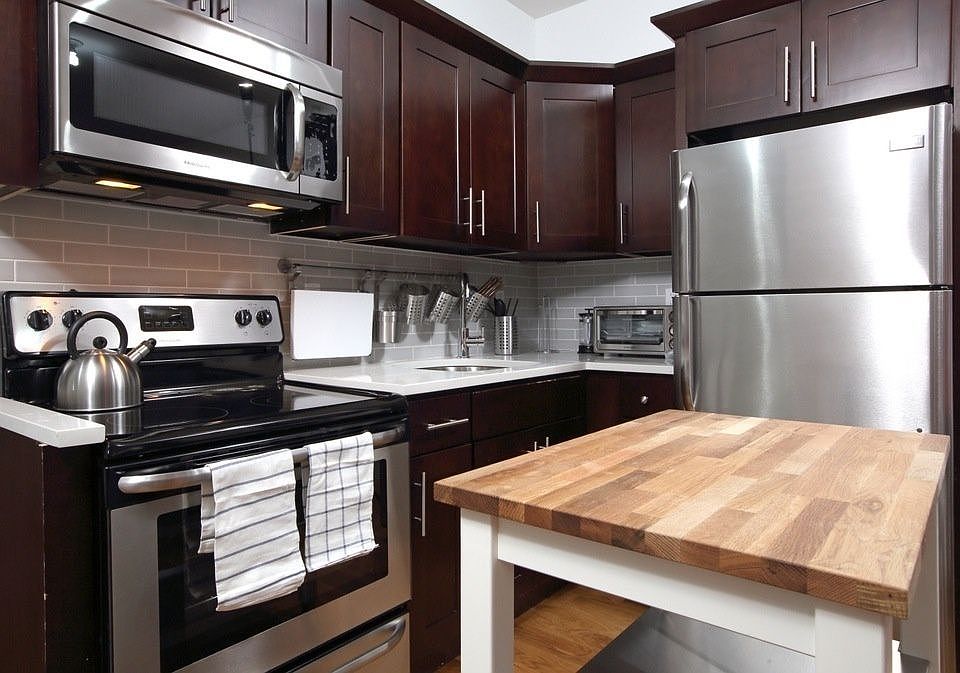 1st image of 30 Meserole St #3