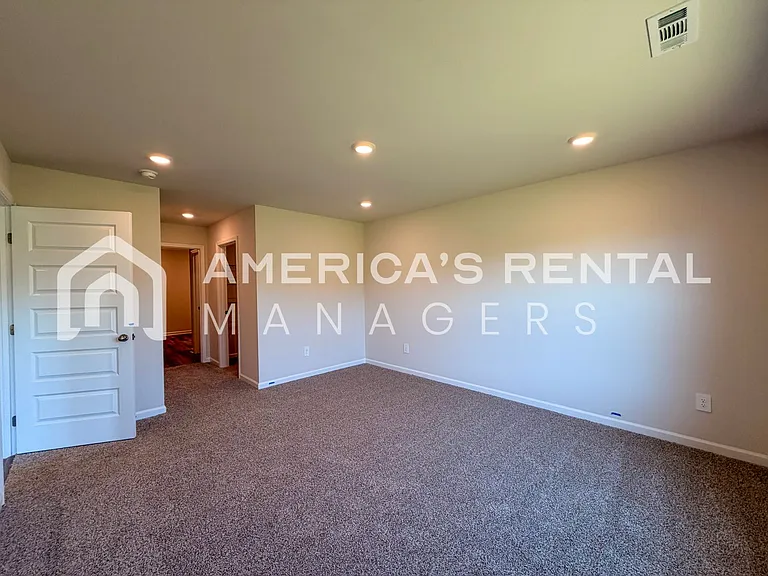 9909 Sequoyah Cove Dr SE — Photo 28