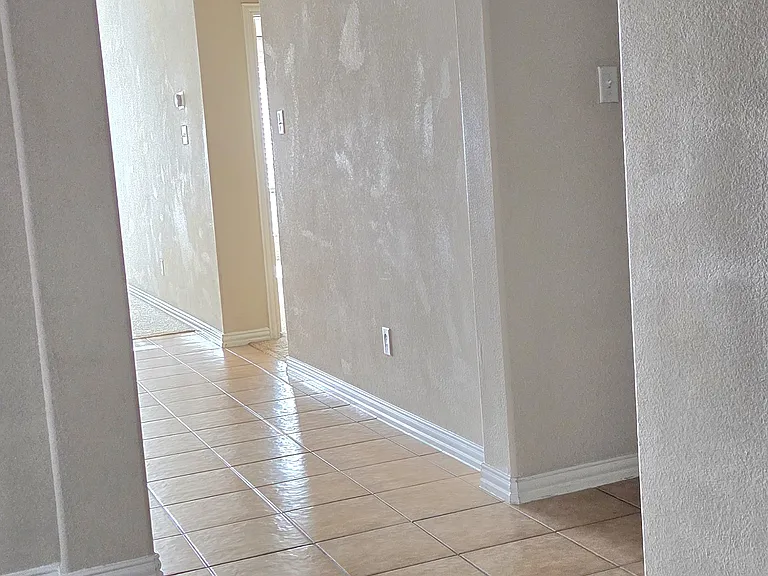7105 Sugarplum Dr — Photo 26