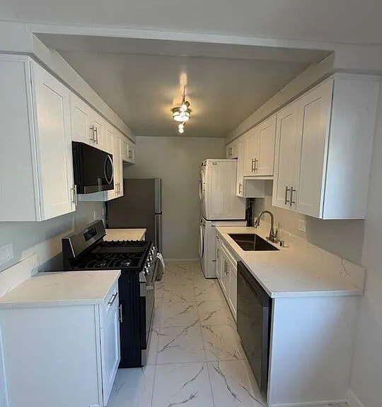 7607 Norton Ave #FRONT — Photo 4