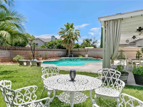 42962 Burlwood Dr, Lancaster, CA 93536