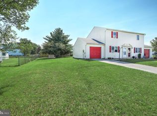 3153 Glen Hollow Dr, Dover, PA 17315
