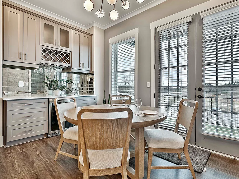 716 Katherine Johnson Ln — Photo 15