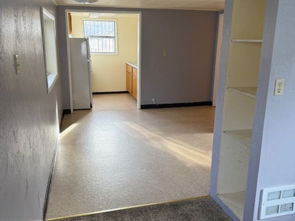 126 W Division St #126