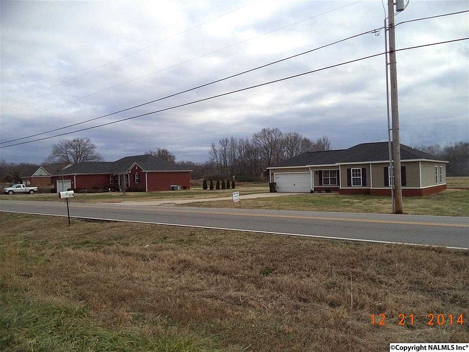 2nd image of 665 Boles Rd