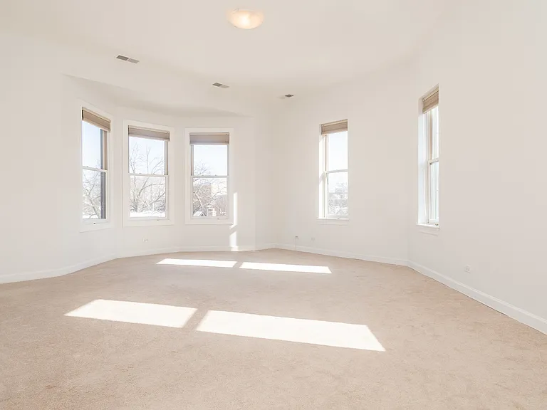 845 W Altgeld St #4D — Photo 17